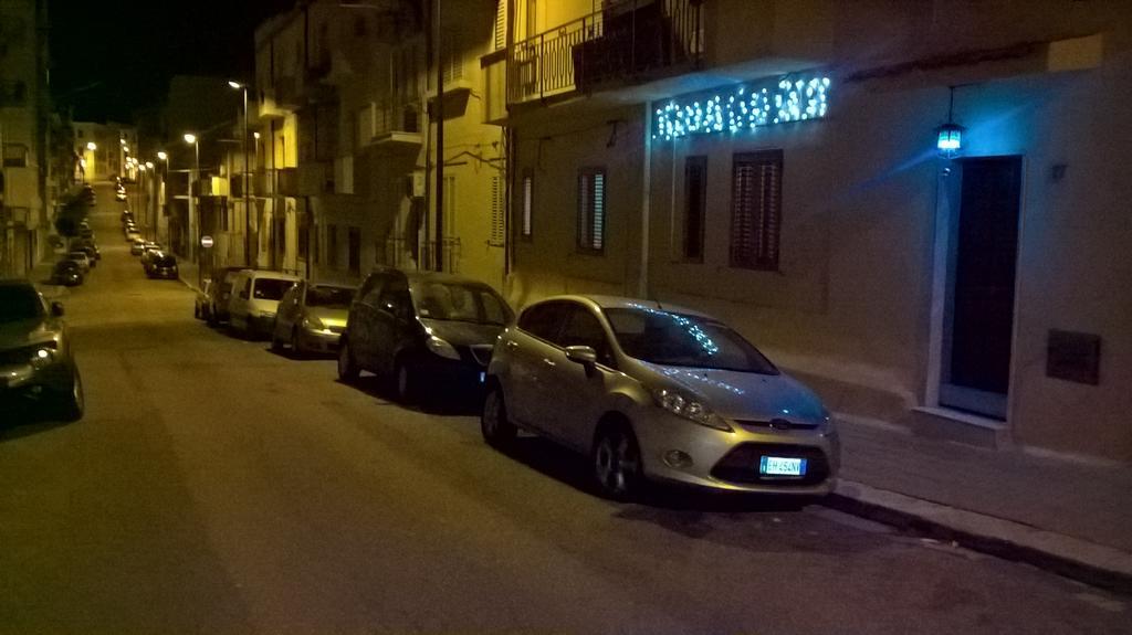 Ferienwohnung Lighthouse - Casa Di Luce Reggio Calabria Exterior foto